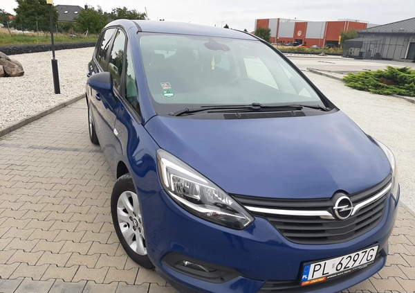 Opel Zafira cena 46900 przebieg: 186000, rok produkcji 2018 z Leszno małe 154